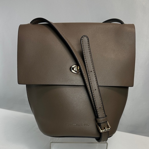 Luxurious Leather Feel Crossbody Bag - Picture 1 of 16